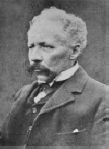 William Bateson (1861-1926), who shared Huxley's disparagment of "paper philosophers" and their "imaginary selection," but ended up adopting and extending Romanes' viewpoint. 