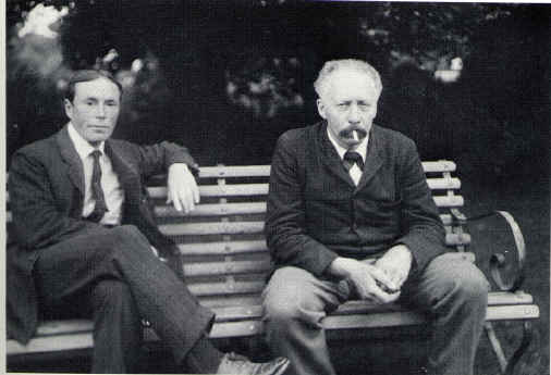 Reginald Punnett (left) joined William Bateson (right) in 1903.