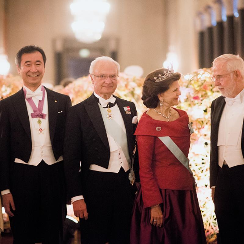 At the Nobel banquet: Michiko and Takaaki Kajita, King Carl XVI Gustaf and Queen Silvia of Sweden, and Art and Janet McDonald