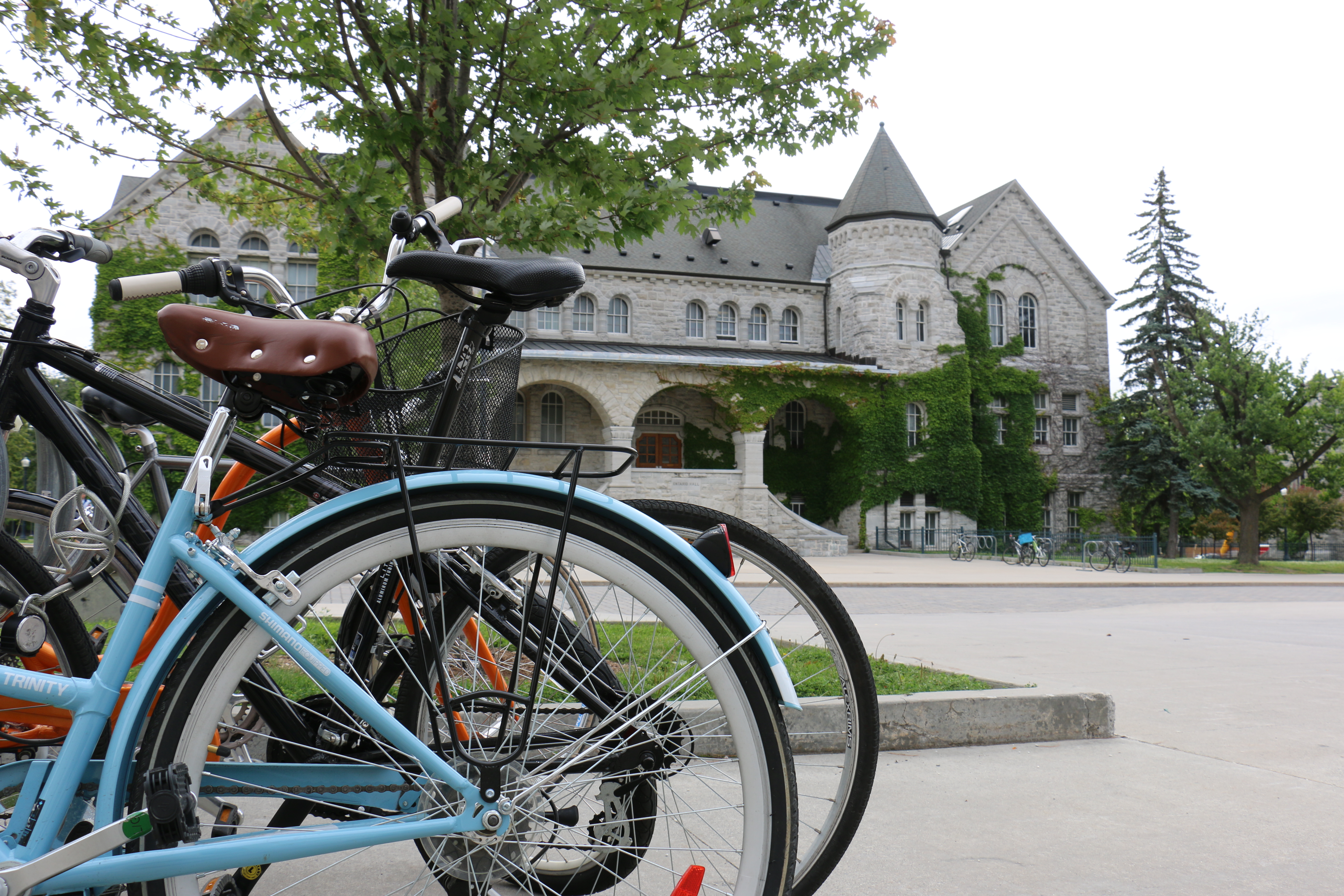 Bikes in front of Kingston Hall at Queen's University.
