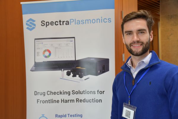 Spectra Plasmonics CEO Malcolm Eade also participated in the trade fair. (can you make this the lead photo)