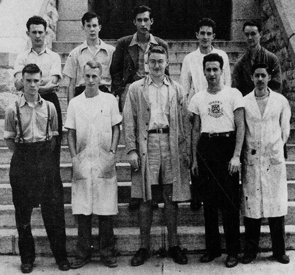 [ The Sc'48 ½ chemistry students]