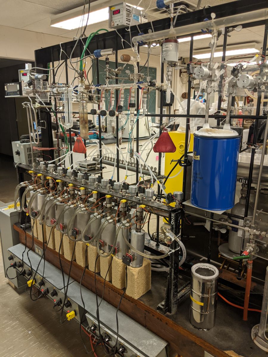 Silicate Extraction Line Instrument Stable Isotope Lab