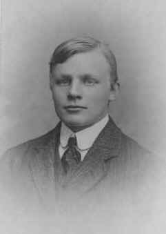 Norman Hugh Romanes (1892-1964). Note he was born in the same year as JBS Haldane. They would have been at Eton together. This photo was kindly provided  by Joan Westmacott.