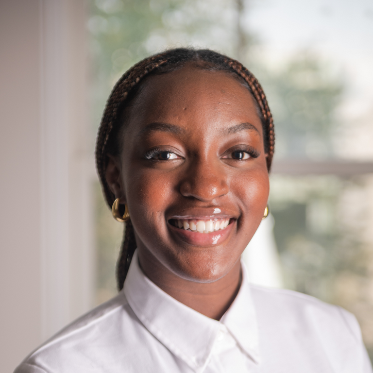 Alexandra's headshot