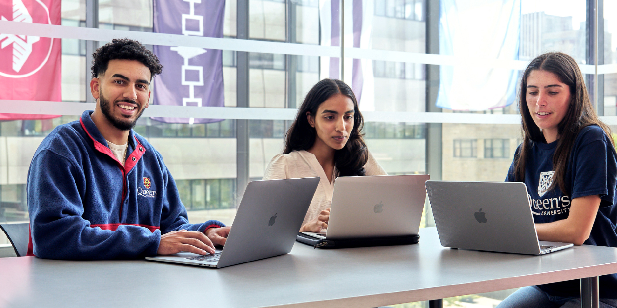 Students in front of computers 