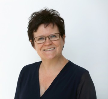 Dr Crudden