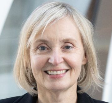 Dr. Elizabeth Tullis