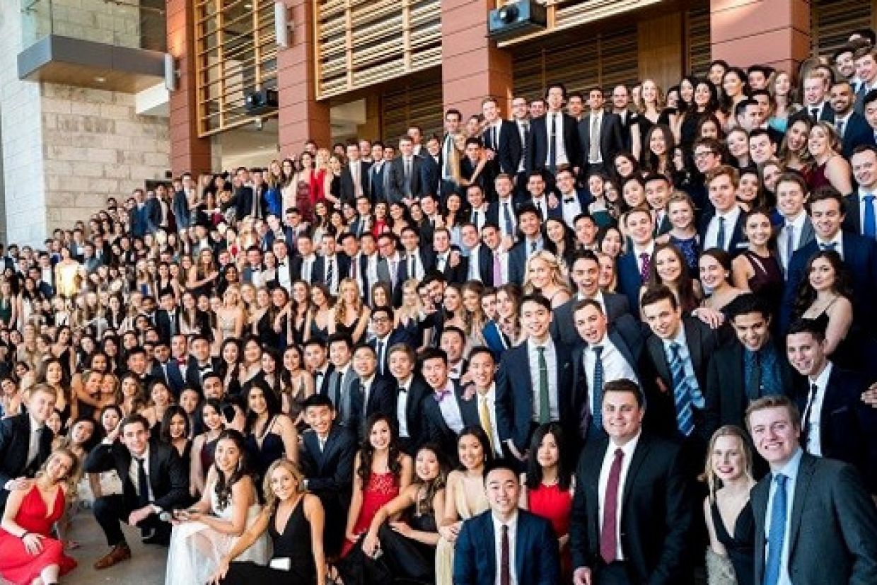 Class photo - Comm'18