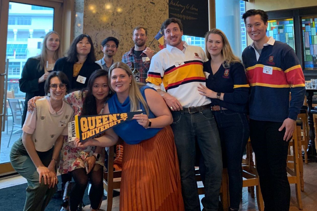A group of Queen's alumni