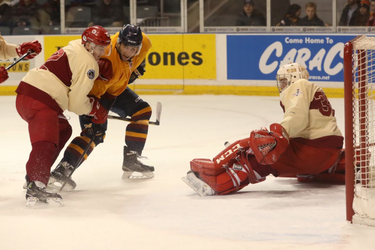 Gaels men's hockey team compete in the Carr Harris Cup