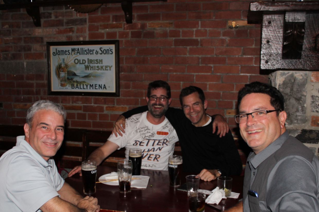 Alumni at a pub during Homecoming