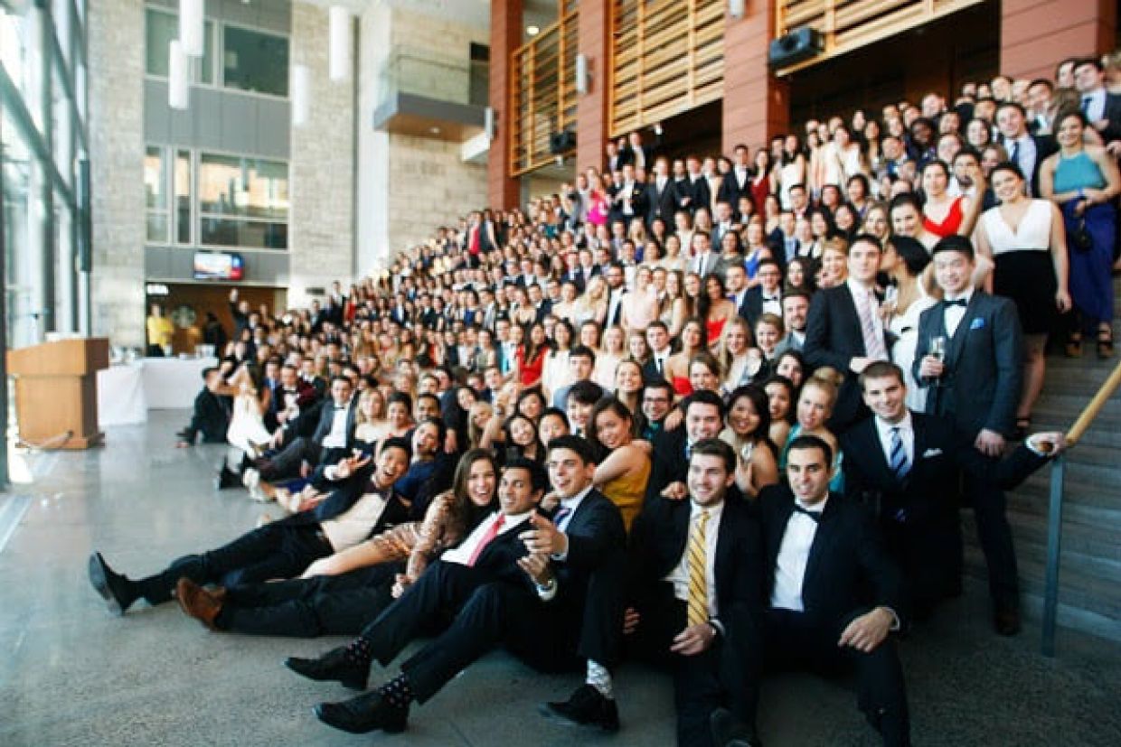 BCom'15 class photo in Goodes Commons