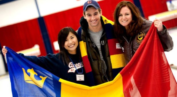 Alumni at event