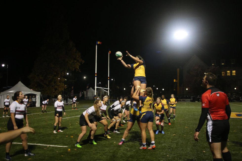 Women's rugby scrummage