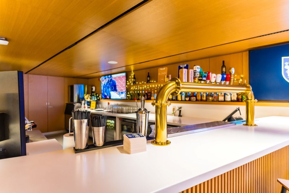 Queen's Pub Bar 