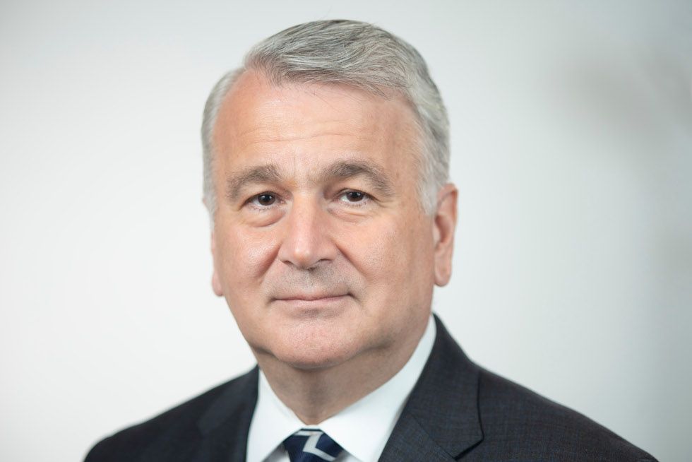 Nik Nanos.