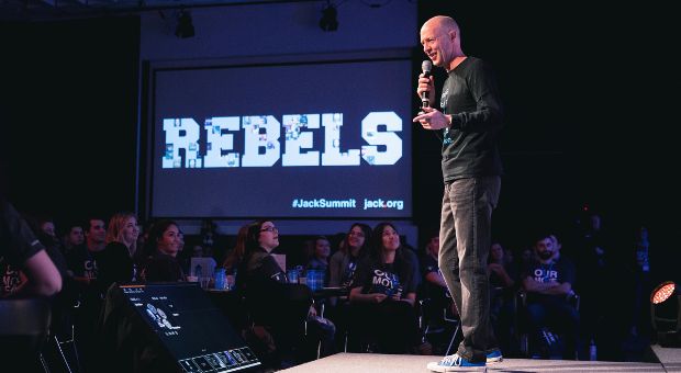 Eric Windeler, Com'82, LLD15