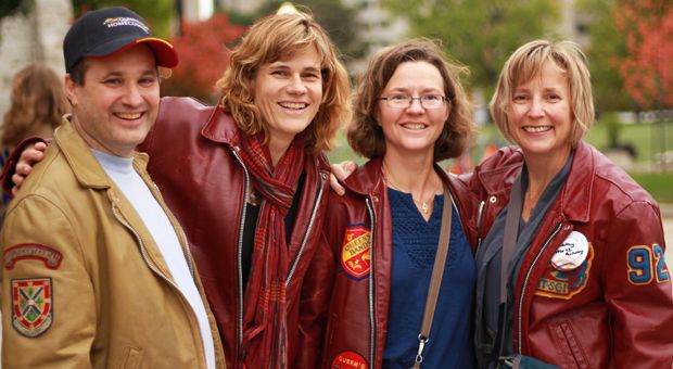 group of alumni at homecoming 