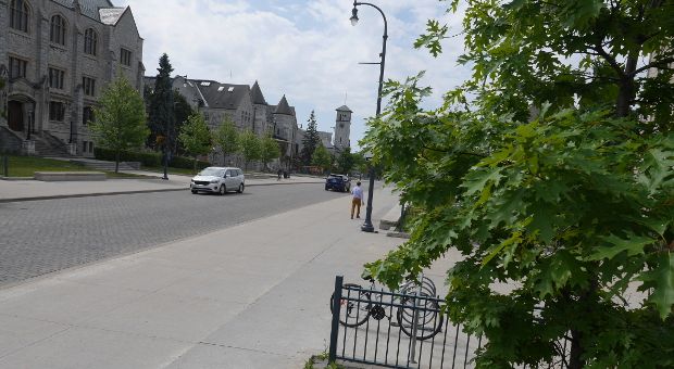 Street view of University Avenue, looking south towards Stuart St.