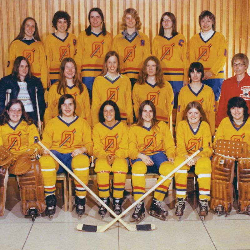 Queen's Golden Gals hockey team. Rhonda is in the first row, second from right.