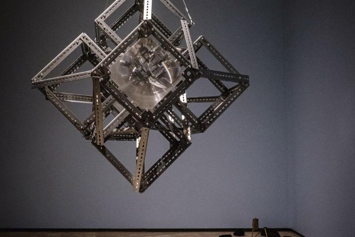 The Bulk: Frameworks, 2021, slotted steel angle with Fresnel lenses and mirror ball motor. Collection of the artist.
