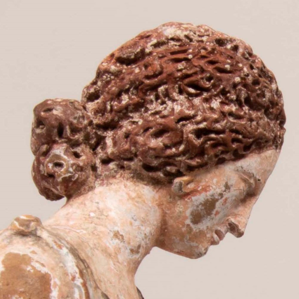 Tanagra head (facing forward)