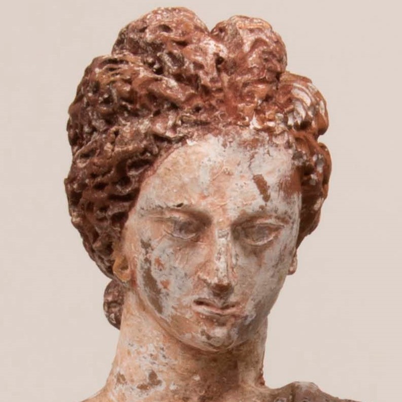 Tanagra head (facing forward)