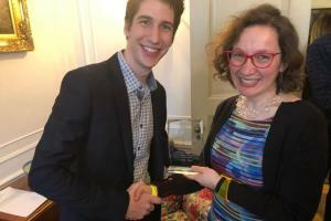 Una D'Elia wins W.J. Barnes Teaching Award!