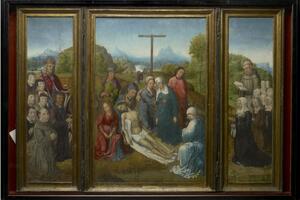 AGO gifts study collection to Art Conservation