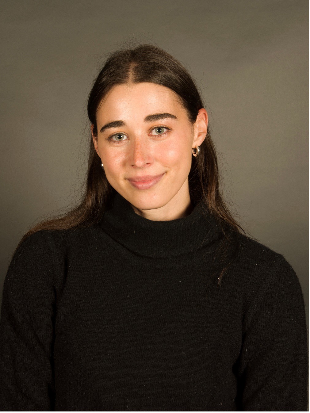 M.A.C. candidate Antonia Mappin-Kasirer joins Radio-Canada to discuss MMFA internship