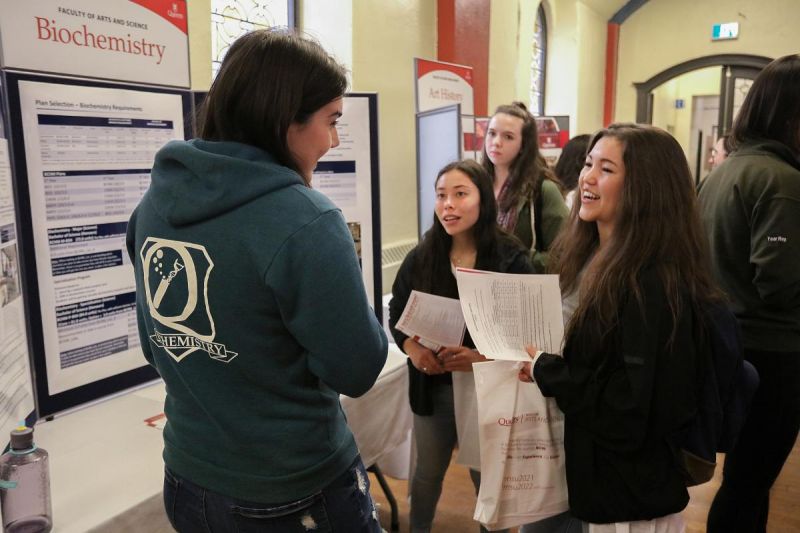 Students attending Majors Night in 2018.