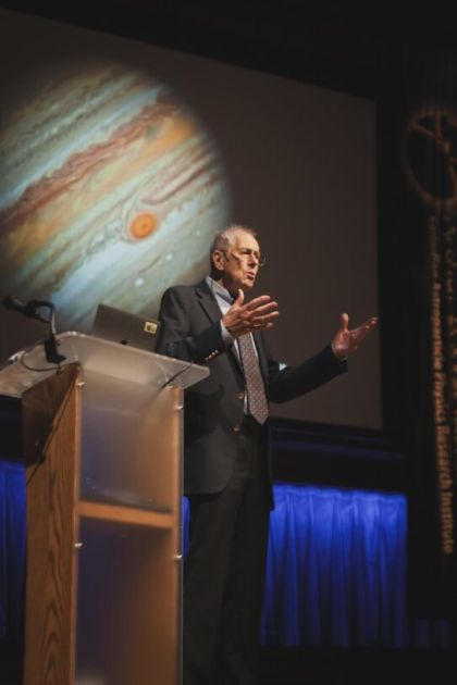 Dr. Peebles is renowned for his pioneering contributions to the field of theoretical physics.