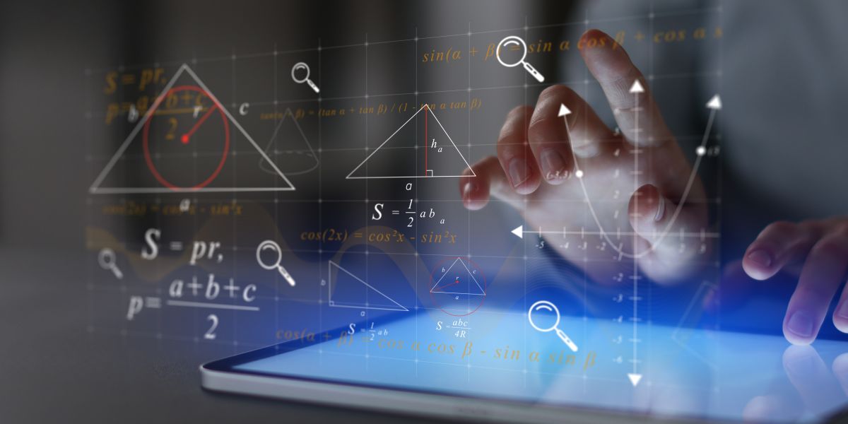 Interactive Mathematical Formulas and Geometry Diagrams Projected on Digital Tablet
