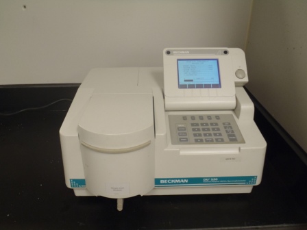 Beckman DU520 UV/Vis Spectrophotometer
