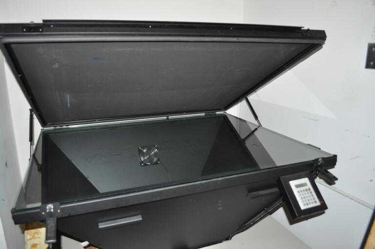 Two vacuum light exposure units for screen printing and lithographic plates