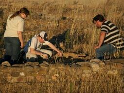 Students working at Matera excavation site.