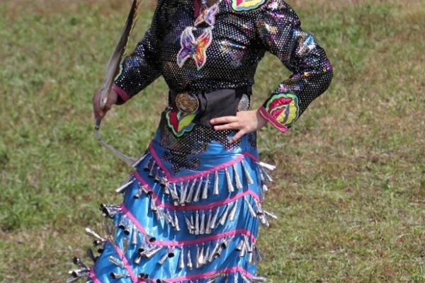 Indigenous dancer 