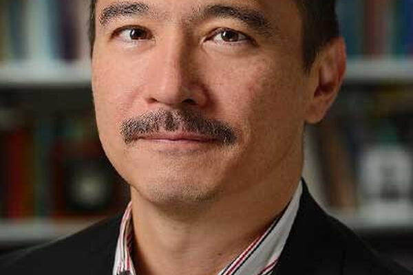 Douglas Mao Headshot