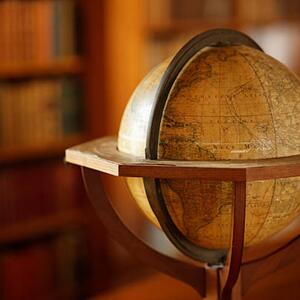 Topics in Postcolonial Literature I