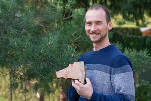 Dr. Tomas Navratil