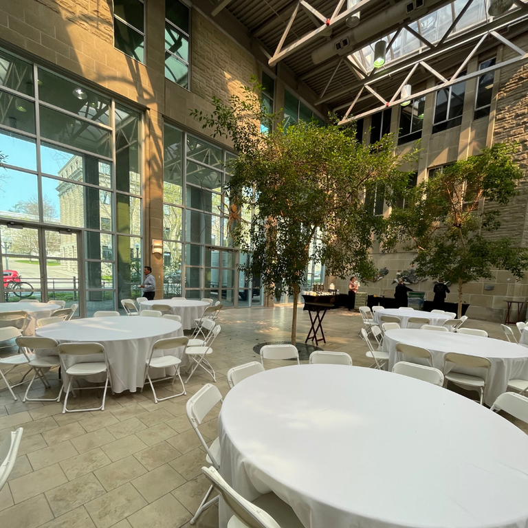 Biosci Atrium Queens University