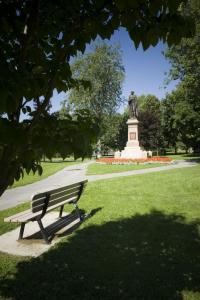 Statue of John A. Macdonald in Kingston.