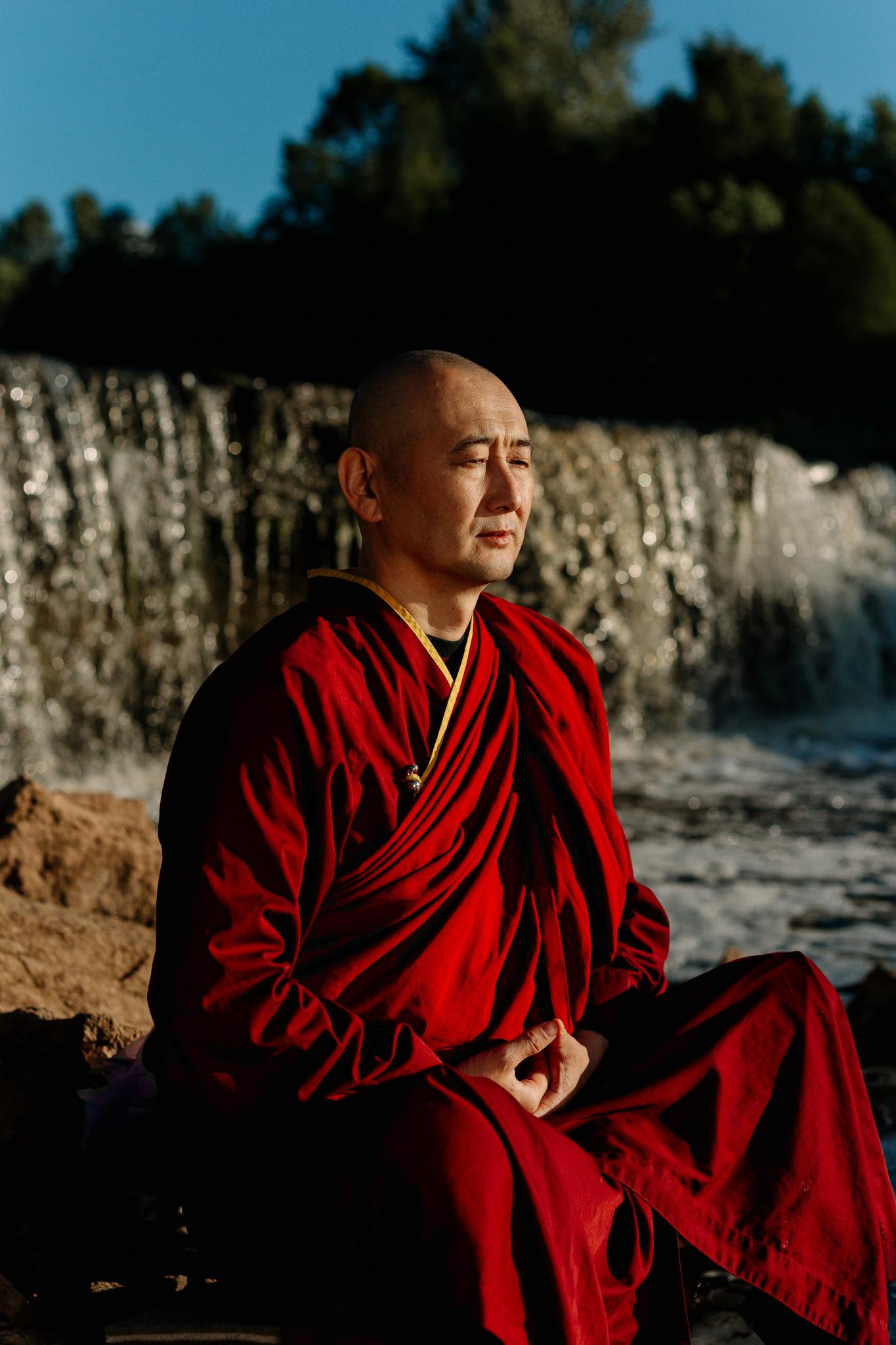 monk meditating  