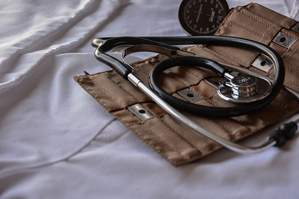 Stethoscope and blood pressure kit
