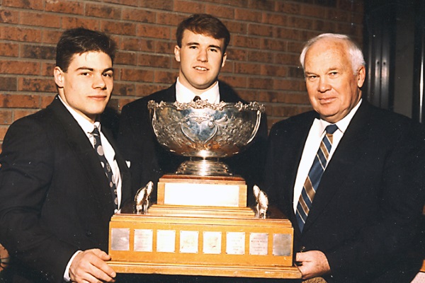 [Doug Hargreaves with Vanier Cup]
