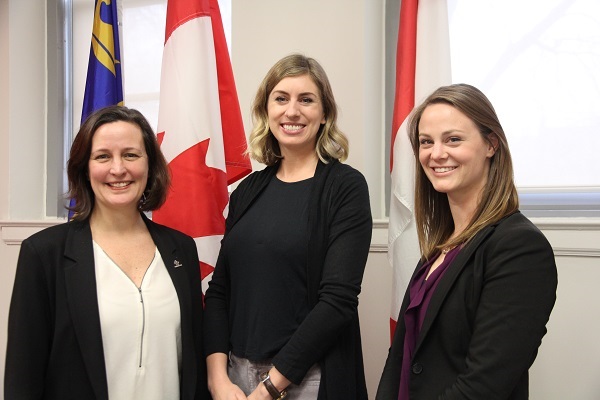 From left to right: Stéphanie Bélanger, Co-Scientific Director of the Canadian Institute for Military Veterans Health Research; Stéfanie von Hlatky, Director of the Centre for International and Defence Policy (CIDP); and Meaghan Shoemaker, PhD student with the CIDP have collaborated to create an engaging workshop for Canadian women veterans.