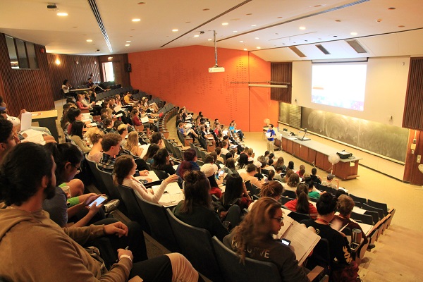 "Residence dons receive training"