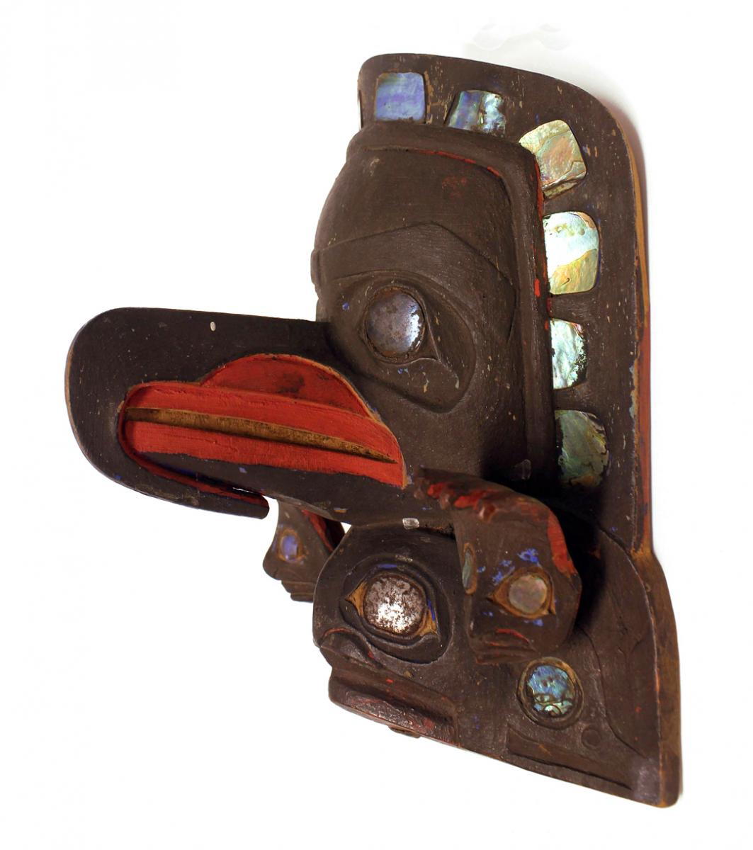 [Indigenous frontlet art gift 2010]