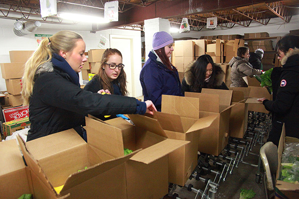 [Queen's Cares Reading Week]